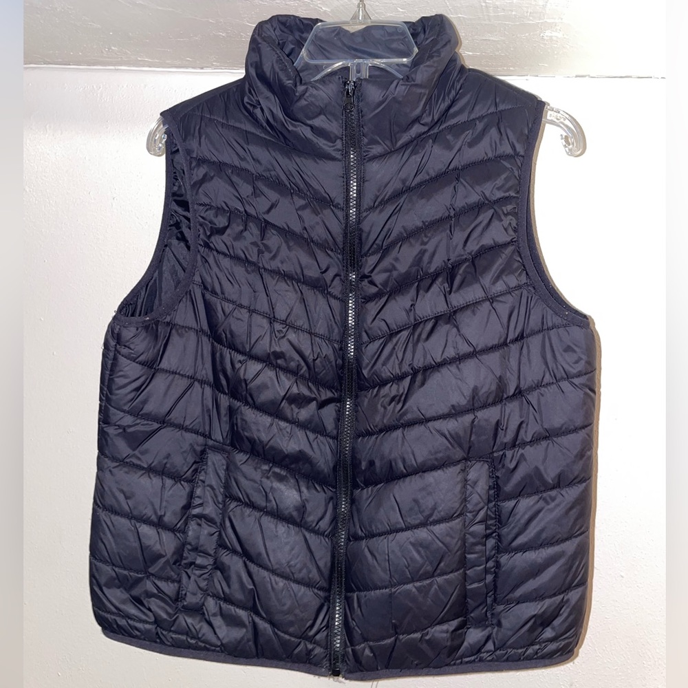 Arizona Jean Company Women’s Puff Vest in Black